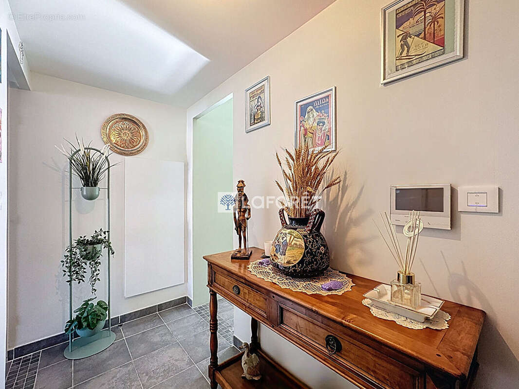 Appartement Toulon 3 pièce(s) 60.15 m2 - photo 6