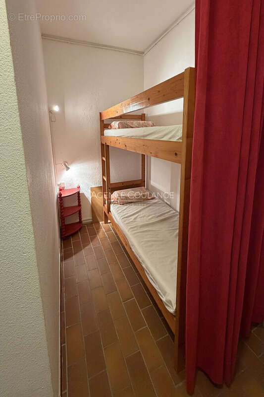 Appartement à SAINT-CYR-SUR-MER
