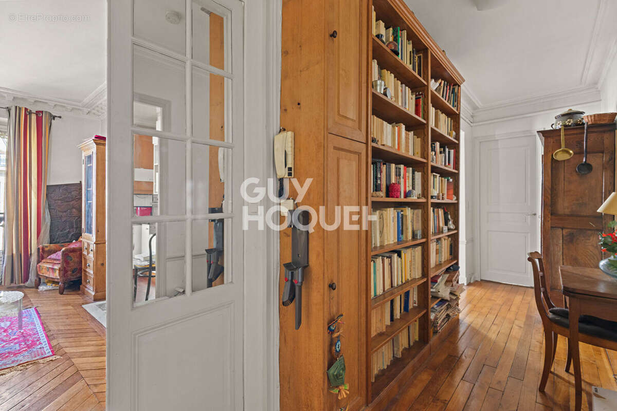 Appartement à PARIS-5E