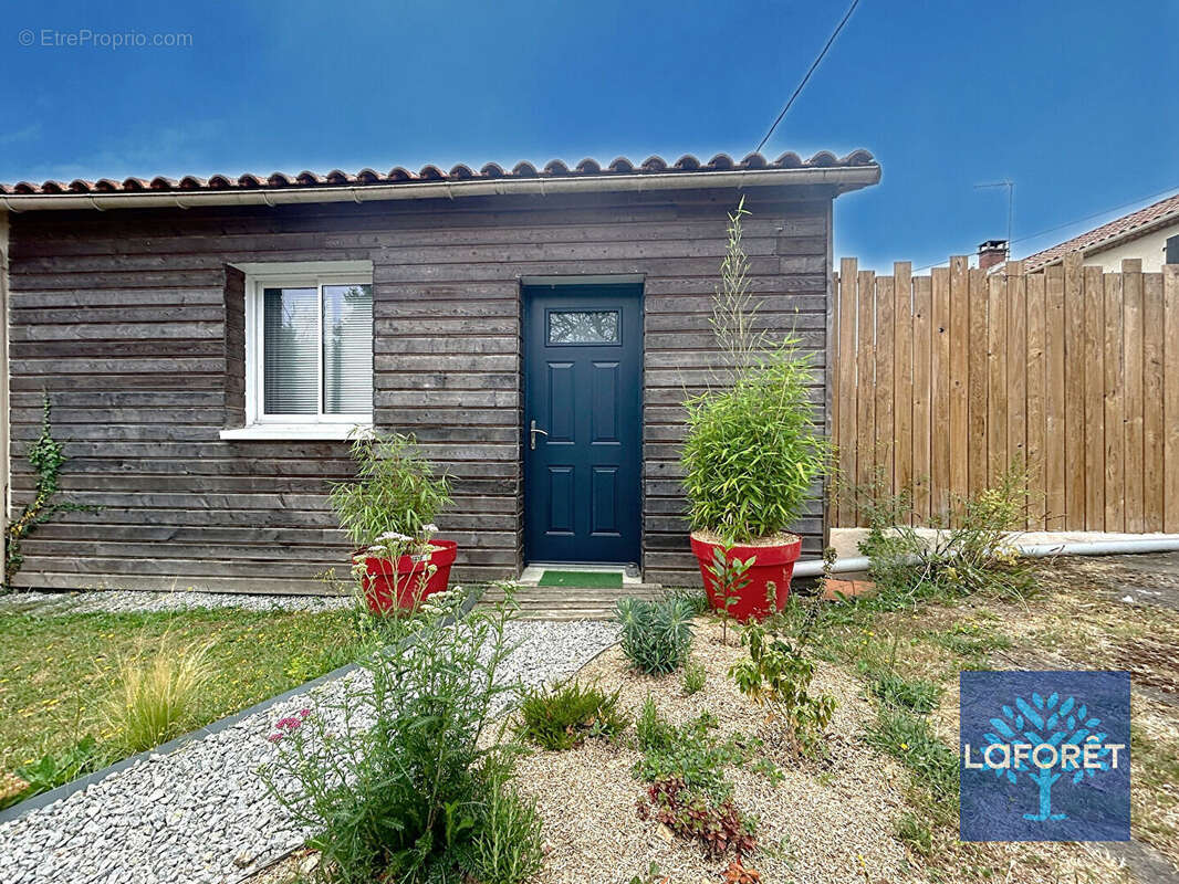 Maison à CHATEAU-GUIBERT