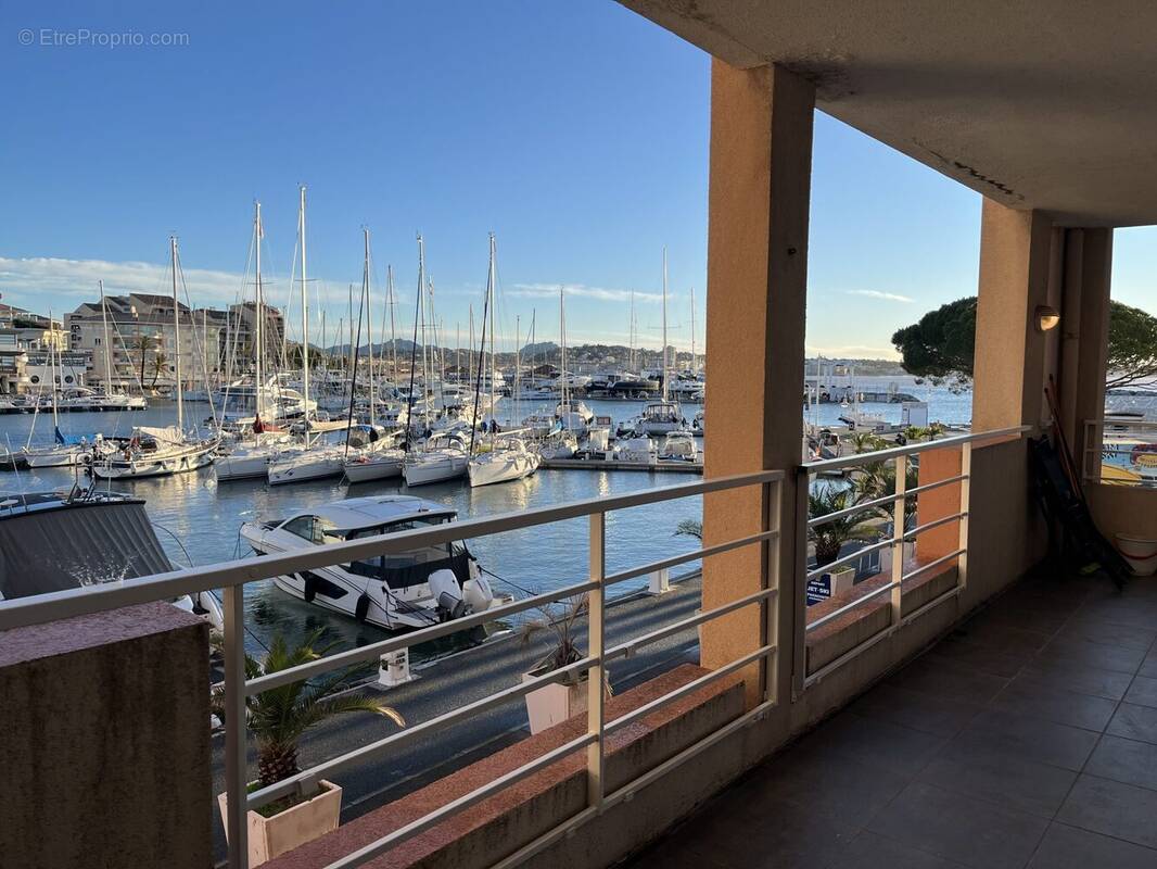 Appartement à FREJUS