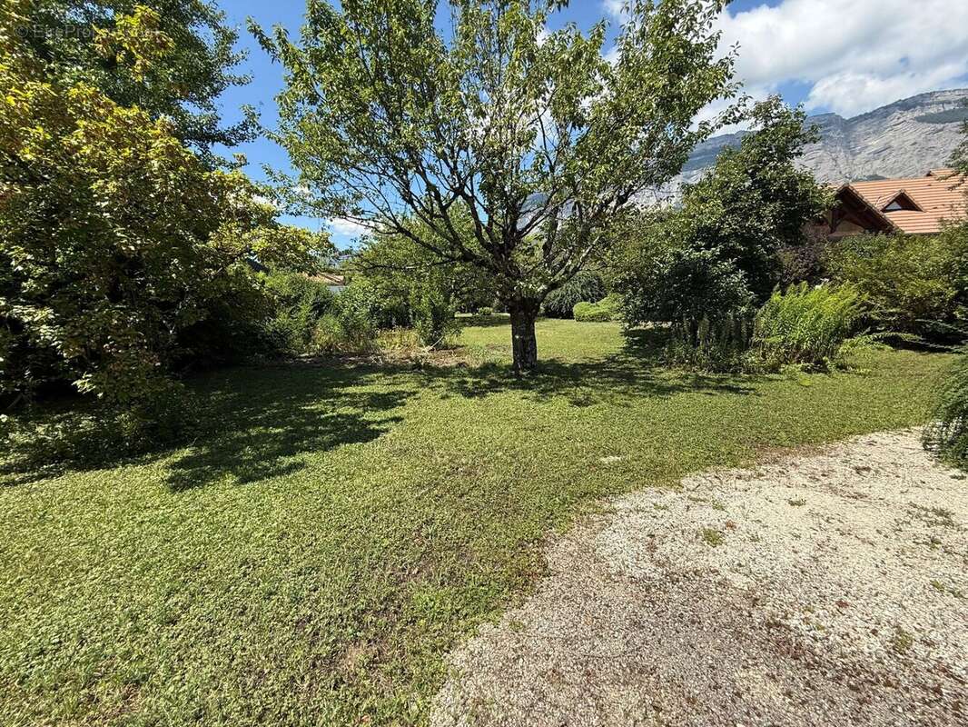 Maison à MONTBONNOT-SAINT-MARTIN