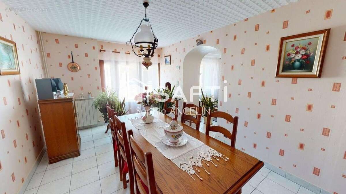 Photo 5 - Maison à FONTAINE-CHALENDRAY