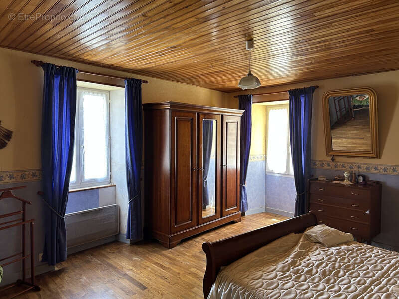 Maison à PAMPROUX
