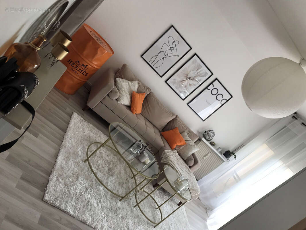 Appartement à SAINT-JULIEN-LES-VILLAS