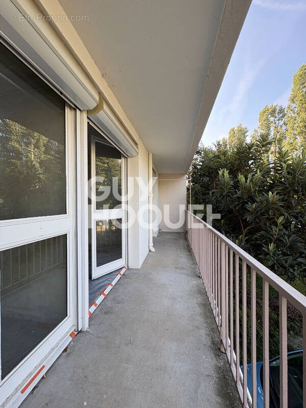 Appartement à GRIGNY