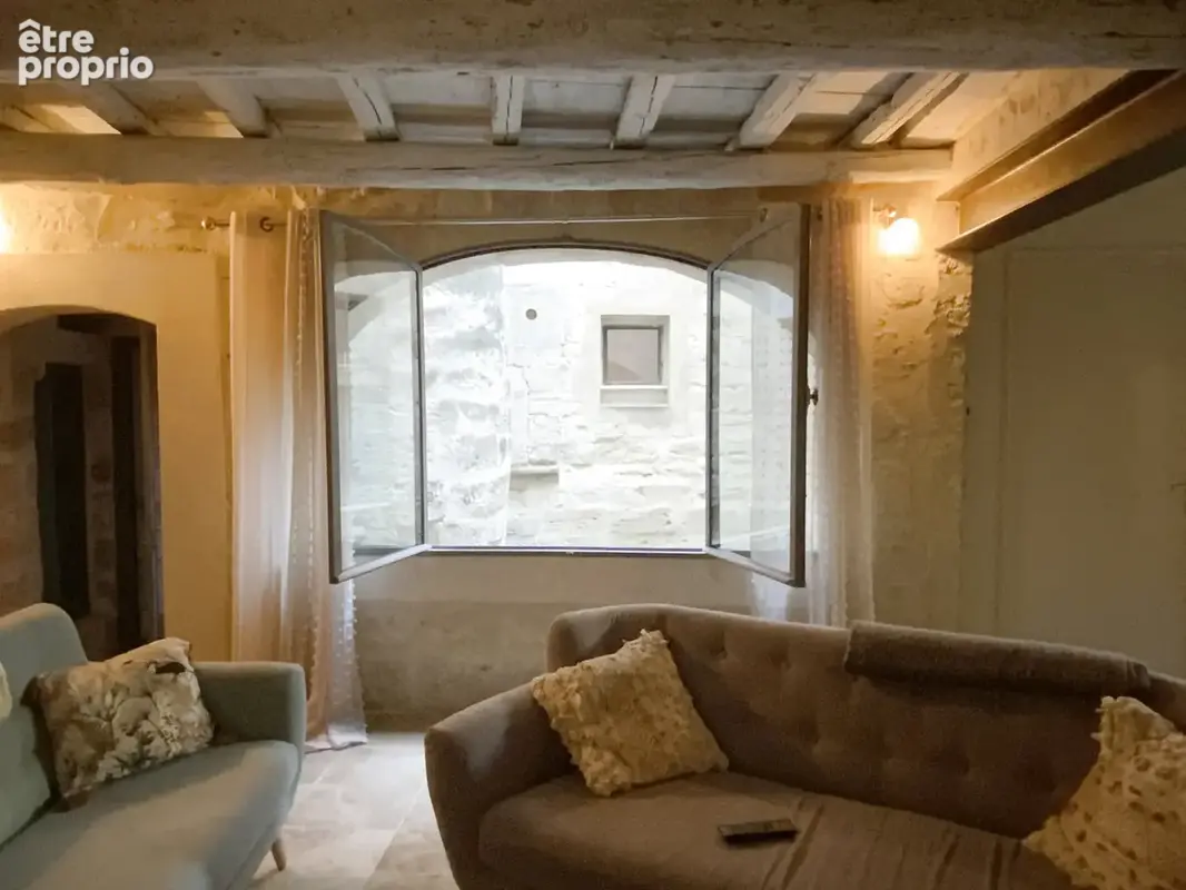Maison en pierre rénovée avec terrasses en plein coeur historique d'Uzès. - photo 14
