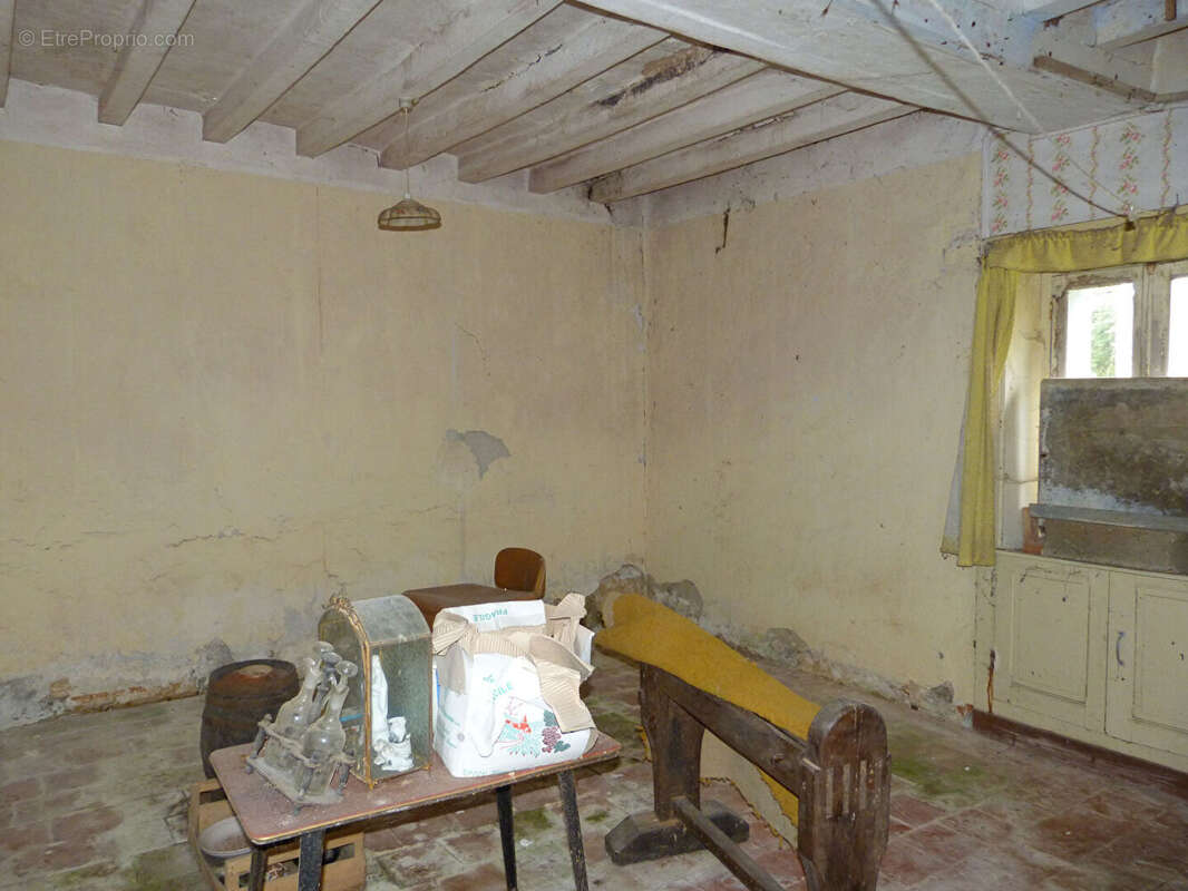 Maison à COSSE-LE-VIVIEN