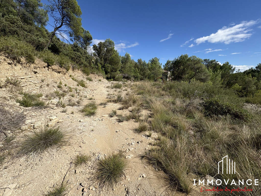 Terrain à LAURET