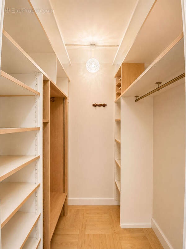 Appartement à ROMAINVILLE
