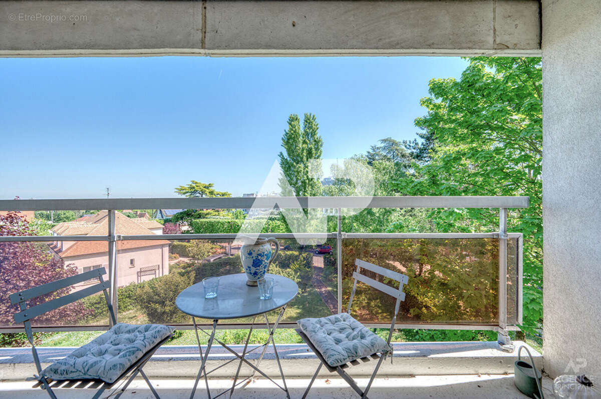 Appartement à RUEIL-MALMAISON