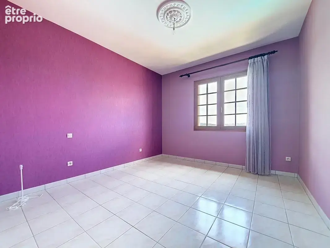 Maison - 4 Chambres - Dont 1 suite parentale - Garage - Piscine - Pool House - Jardin - Terrasse - Au calme absolu - Jolie vue d - photo 27
