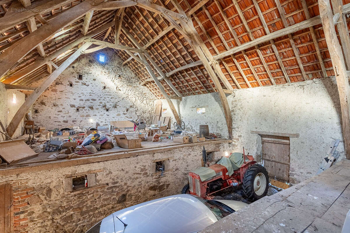 Maison à LAPEYROUSE