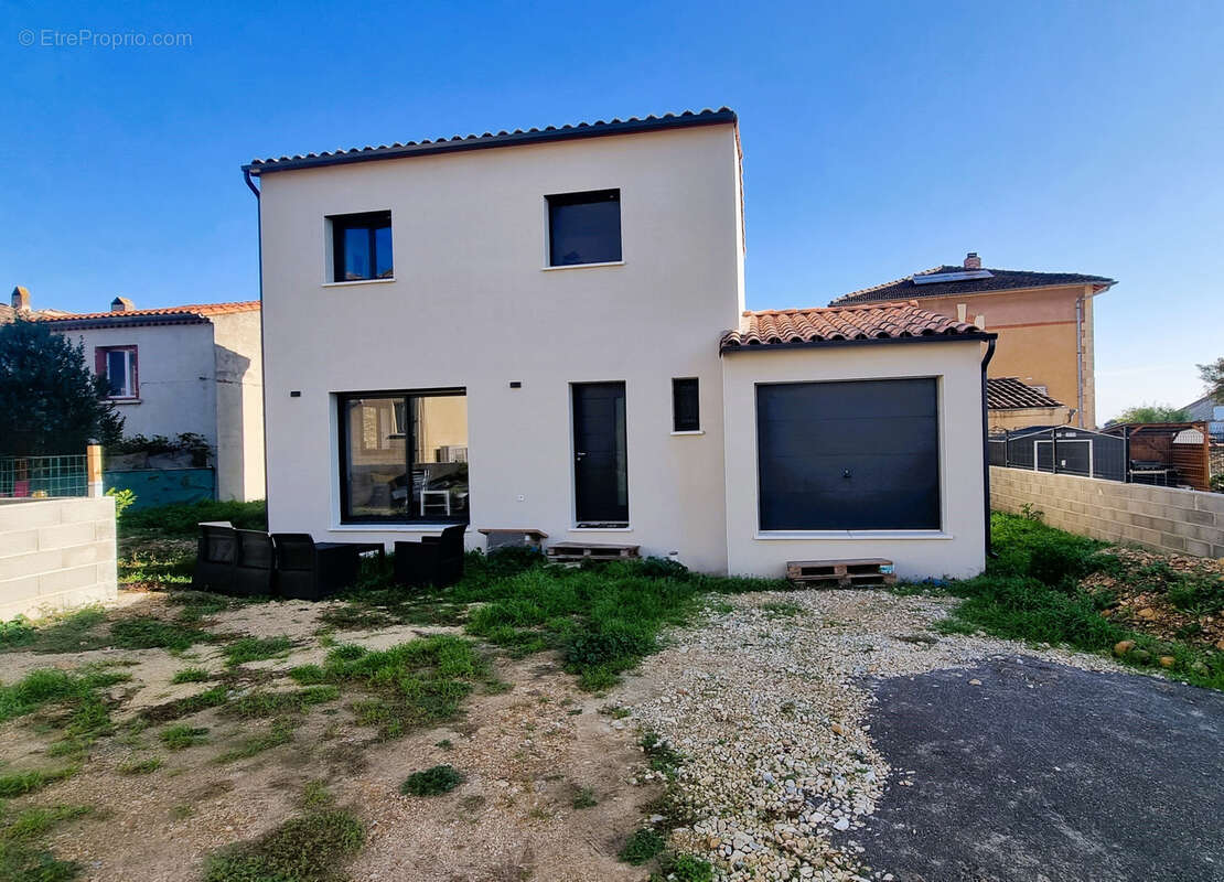 Maison à LA ROUVIERE