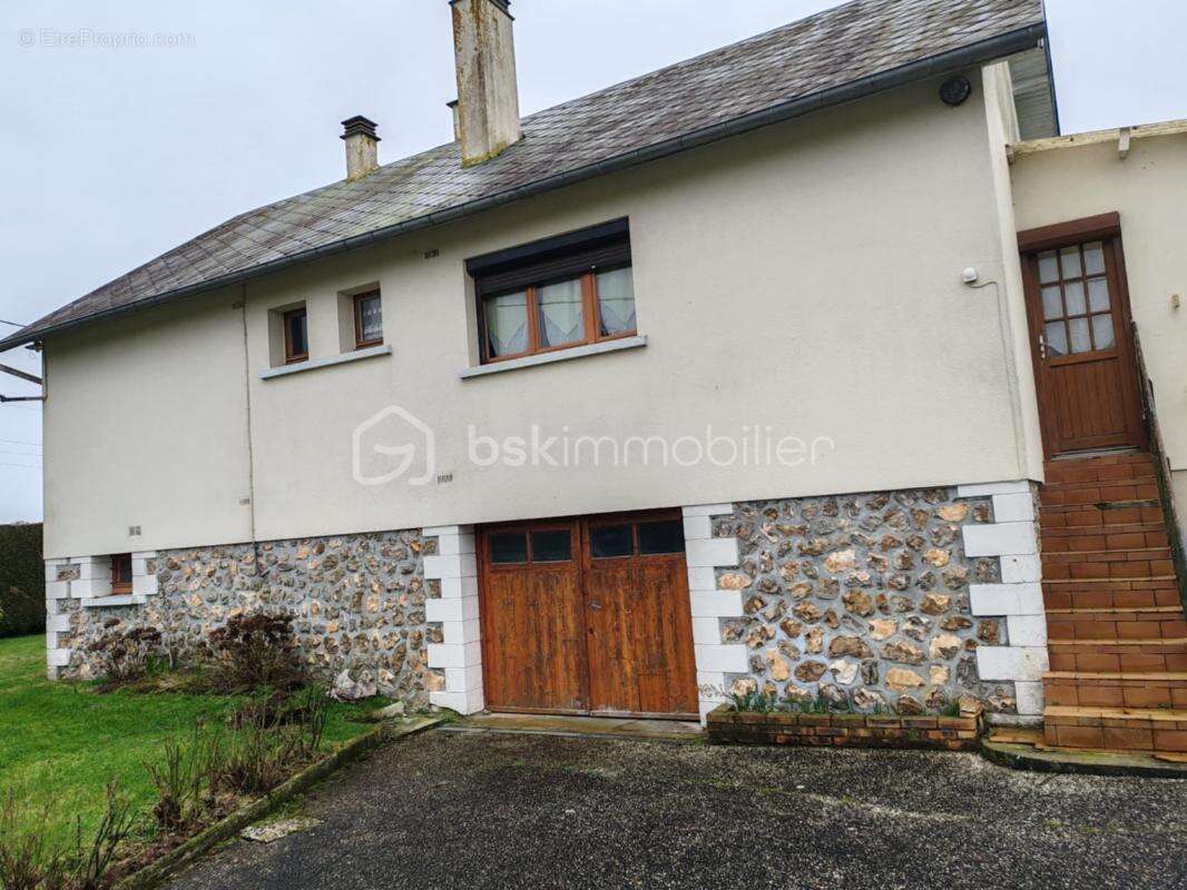 A VENDRE Maison de plain-pied avec accessibilité PMR, sous-sol complet – SAINT-PIERRE-DES-IFS - photo 3
