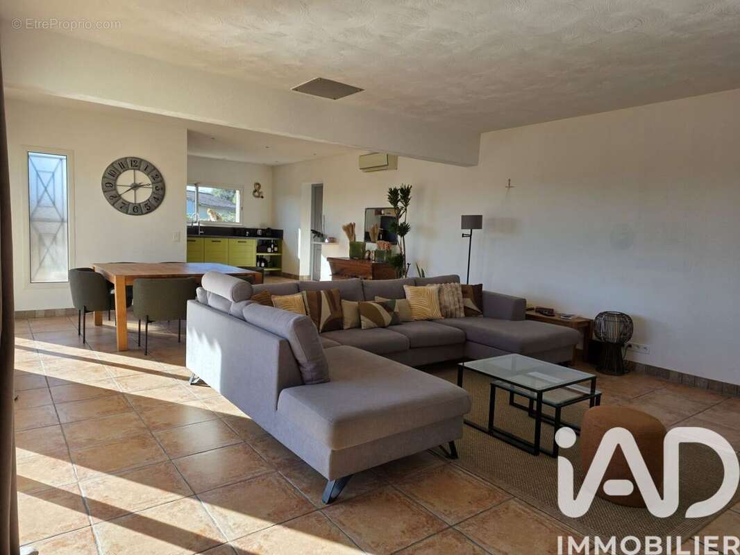 Maison 168 m² à Zonza  - photo 4