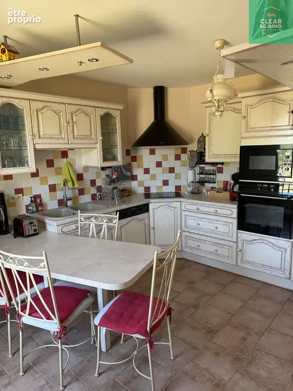 Maison familiale 171 m2 sur terrain 1534 m2 - photo 3