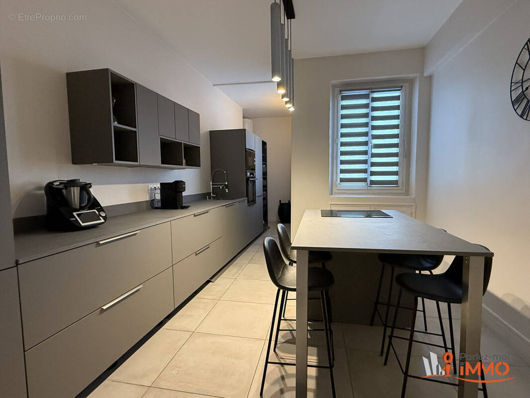 Appartement à SAINT-ETIENNE