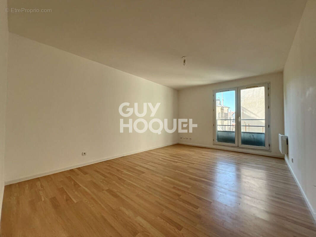 Appartement à PIERREFITTE-SUR-SEINE