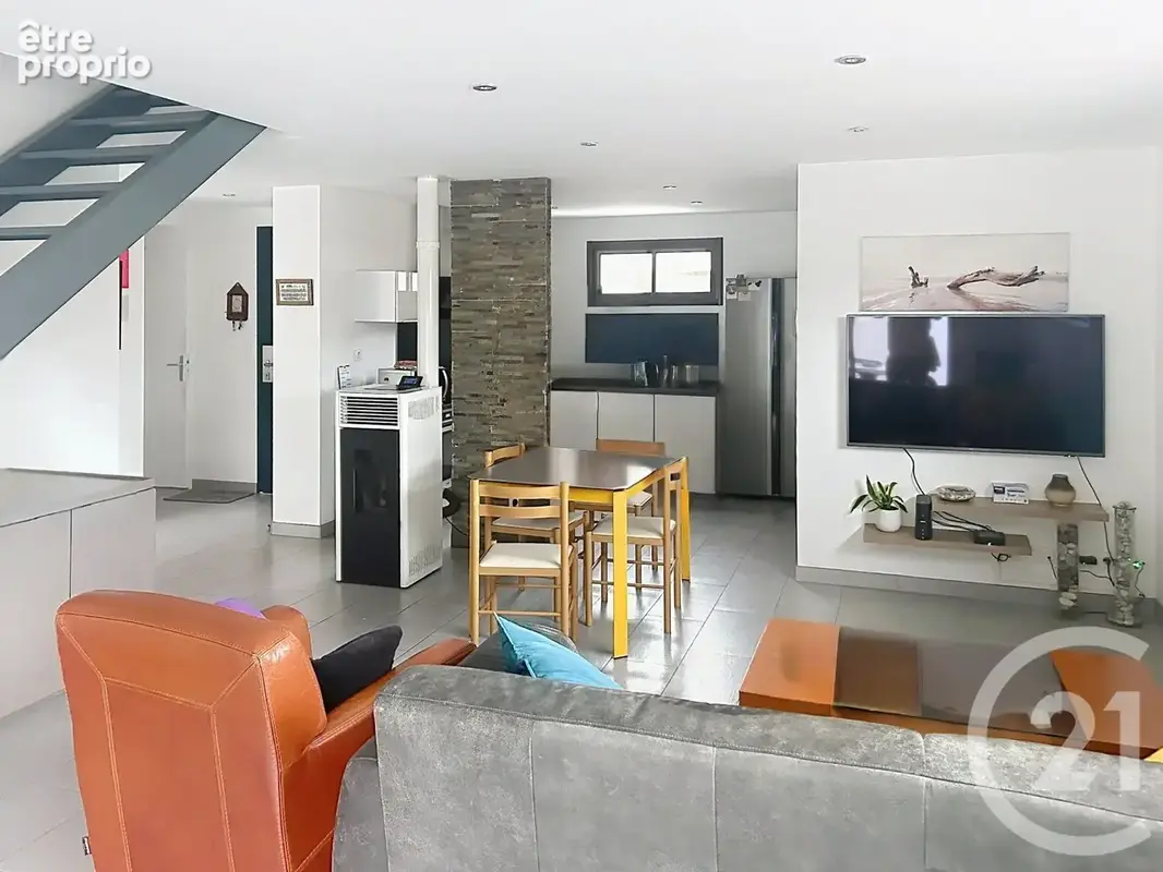 Maison 6 pièces 131 m² à vendre à Elne (66200) - photo 2