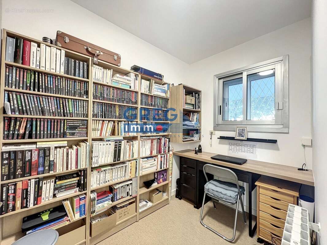 Appartement à VILLENEUVE-LOUBET