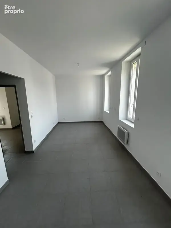 Appartement à MARSEILLE-3E