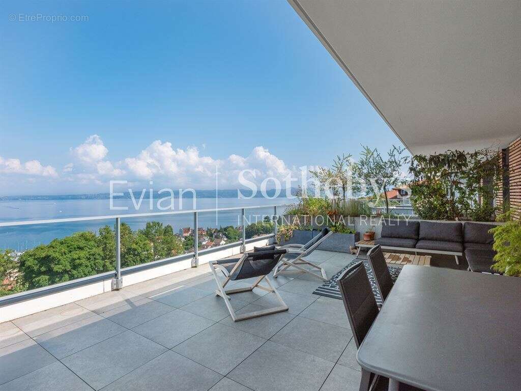 Appartement à NEUVECELLE