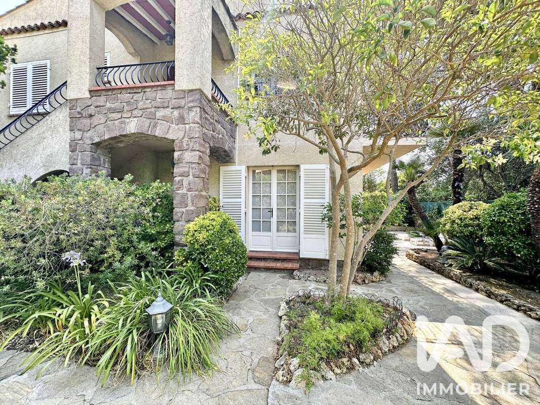 Maison 186 m² à Frejus  - photo 9