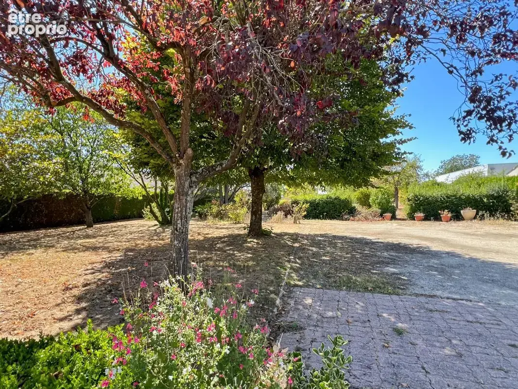 Domaine de 6 600 m² à Patay : Cadre de vie unique et superbe opportunité d'aménagement foncier !  - photo 4