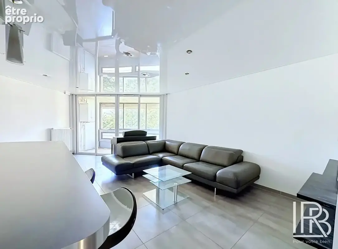Appartement 69 m² à Marseille-9e  - photo 3