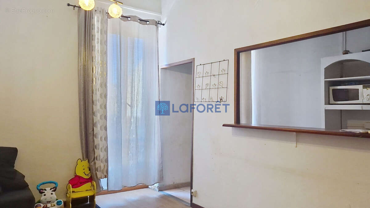 Commerce à MARSEILLE-13E