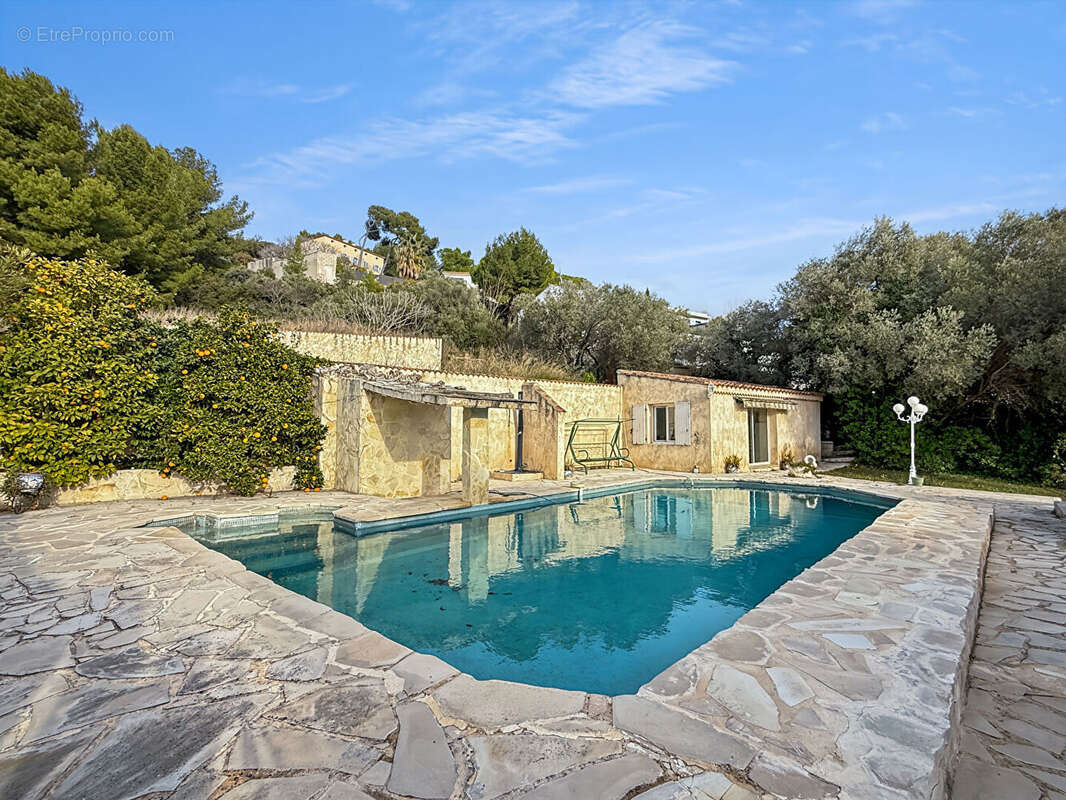 Maison à MARSEILLE-13E