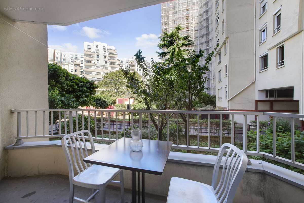 Appartement à PARIS-10E