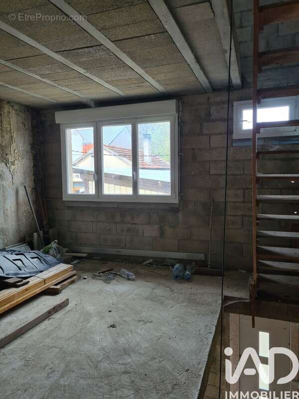 Photo 3 - Maison à NANTEUIL-LES-MEAUX