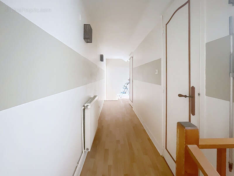 Maison à MONT-SAINT-AIGNAN