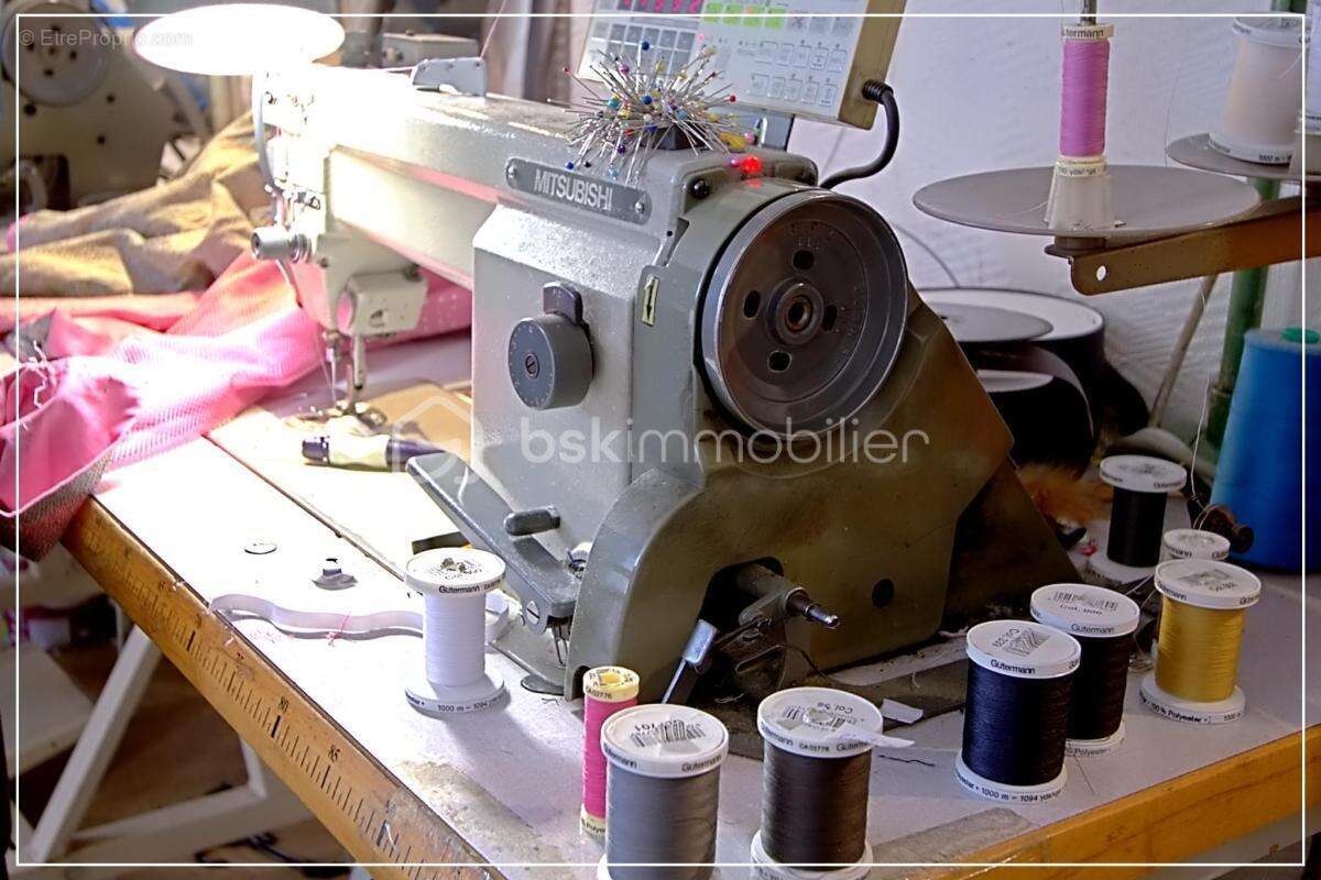 Commerce à LA TOUR-DU-PIN