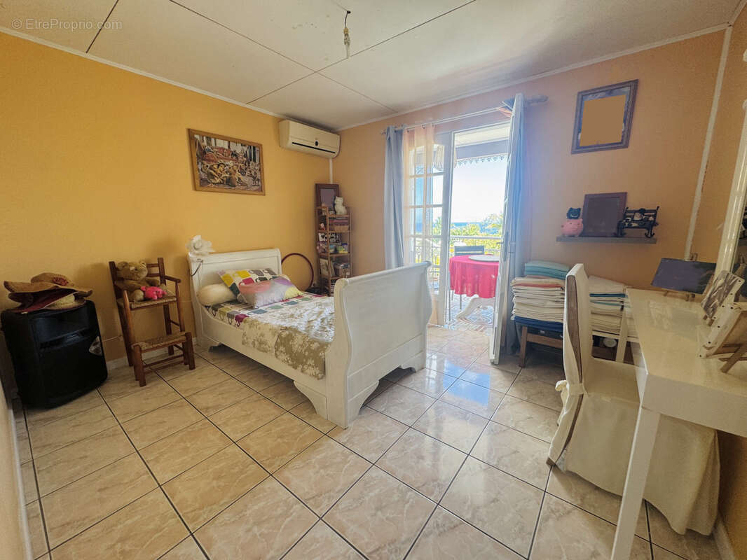 Maison à SAINT-PHILIPPE