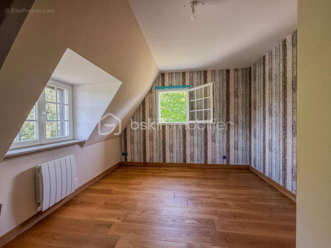 Maison à PONT-L&#039;EVEQUE