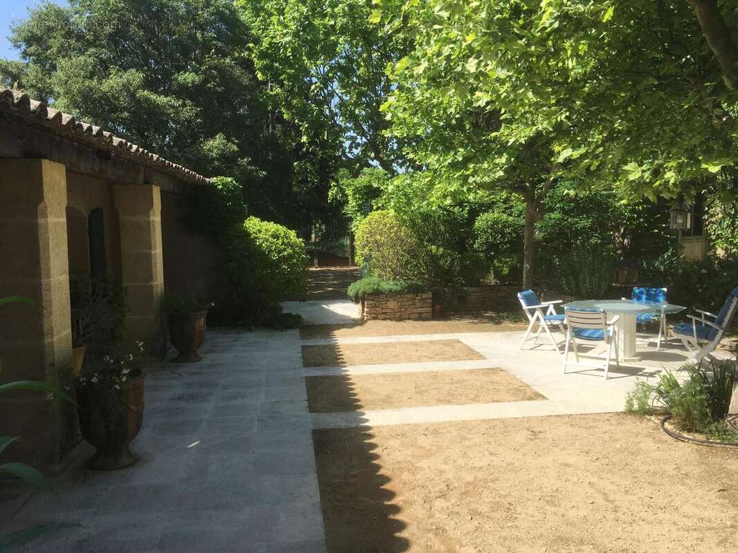 Photo 5 - Maison à LOURMARIN