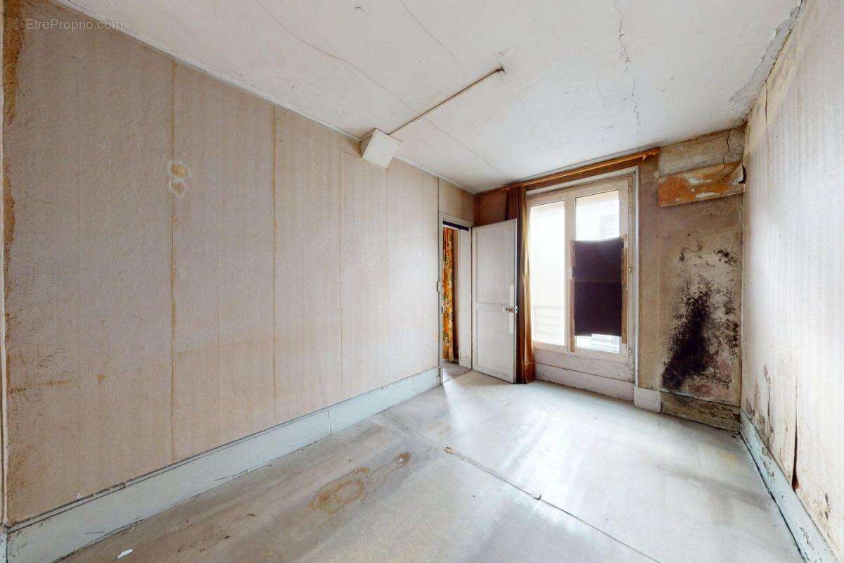 Appartement à PARIS-11E
