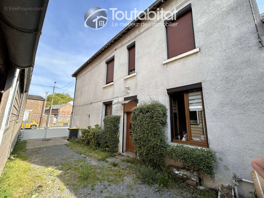 Maison 137 m² à Seraincourt  - photo 10