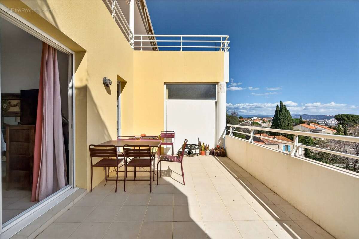 Appartement 67 m² à La Ciotat  - photo 2