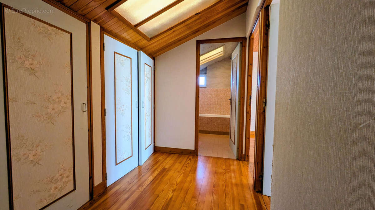 Maison à TEURTHEVILLE-BOCAGE