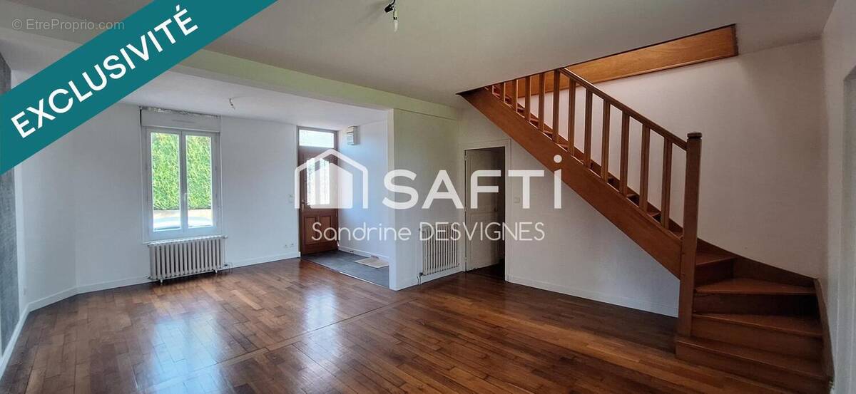 Photo 1 - Maison à LUZY