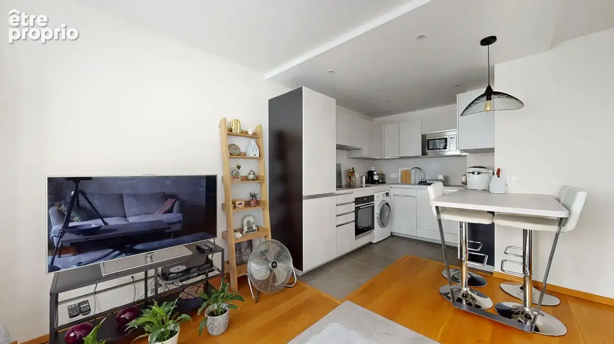 Appartement 2 pièces calme à vendre à Paris - Réf. V1106 - photo 3