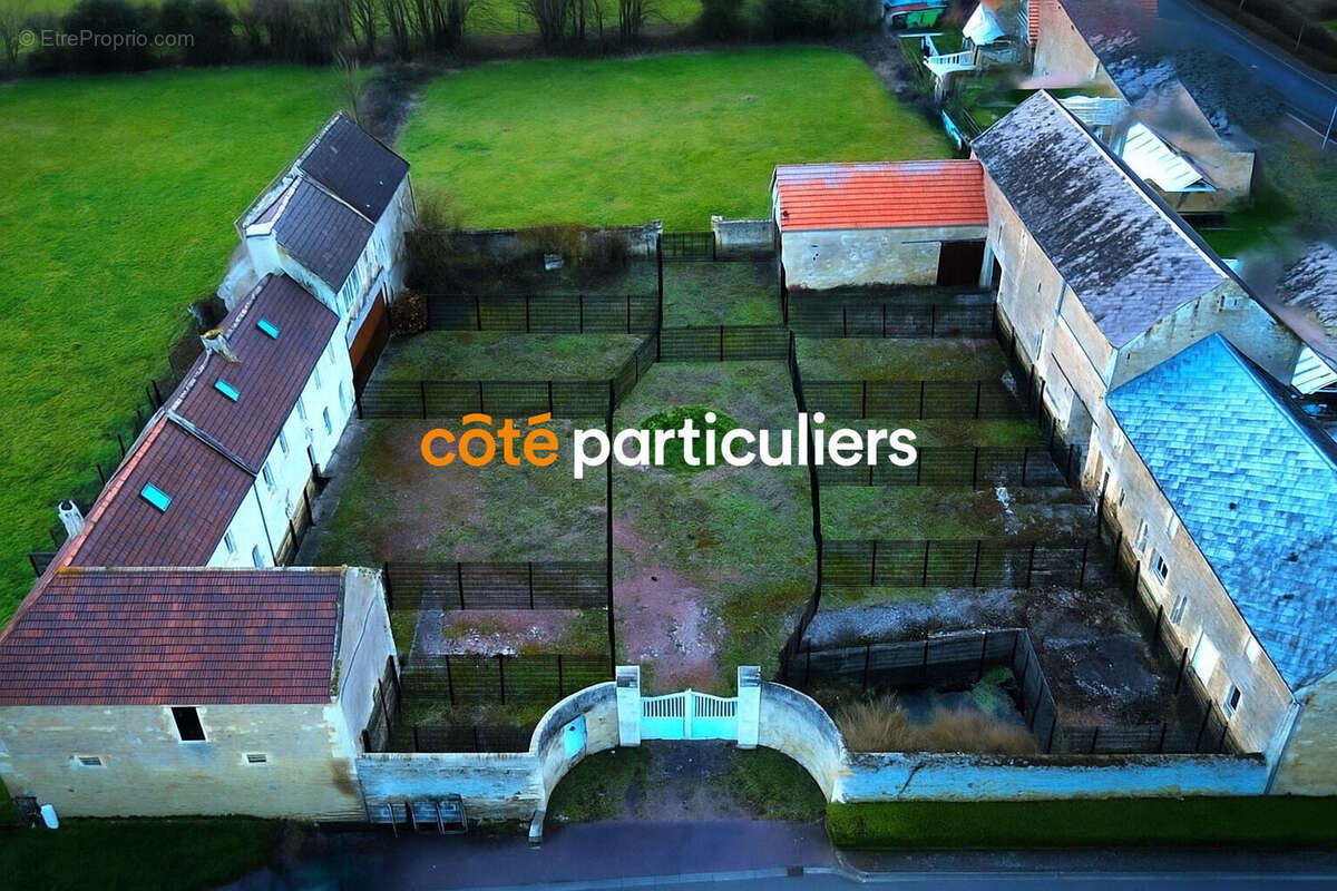 Maison à GRAINVILLE-SUR-ODON