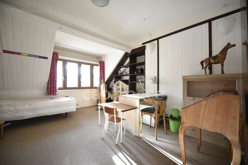 Vernon (27) – Maison cœur de ville avec vue Seine, 4 chambres - photo 7
