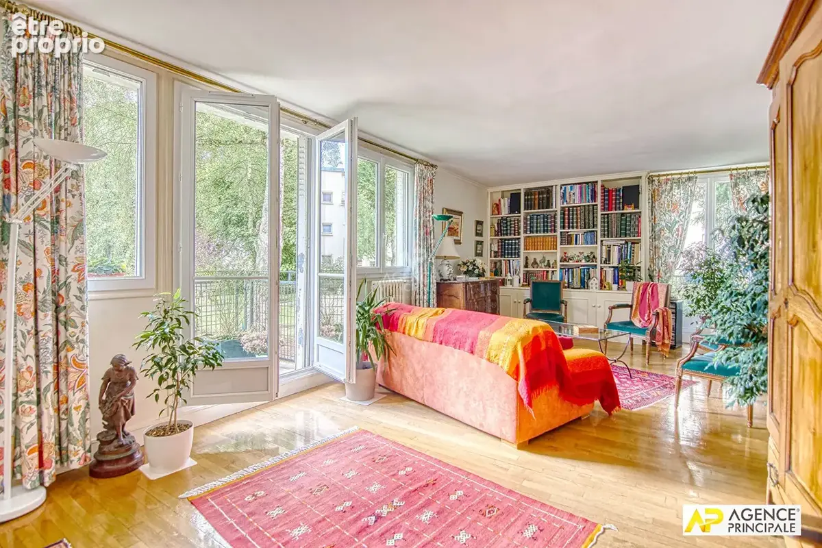 Appartement à VERSAILLES