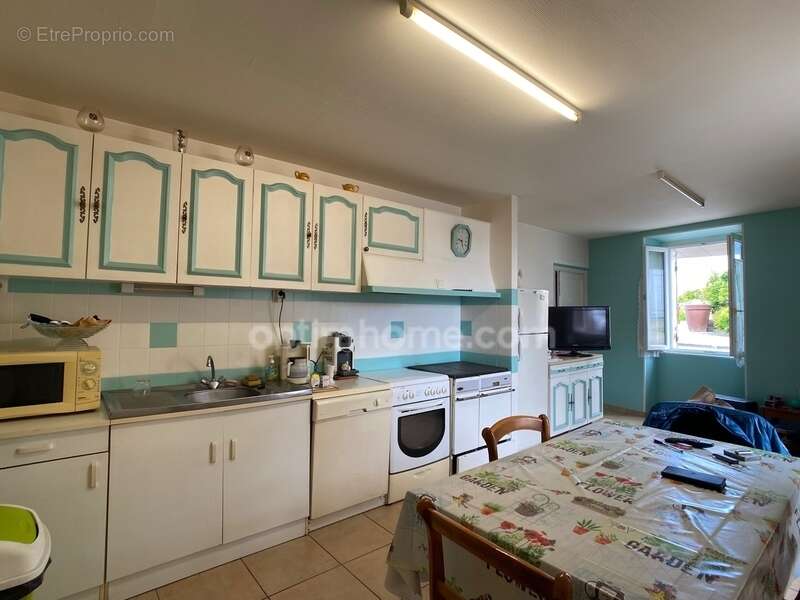 Maison à CHATEAUPONSAC