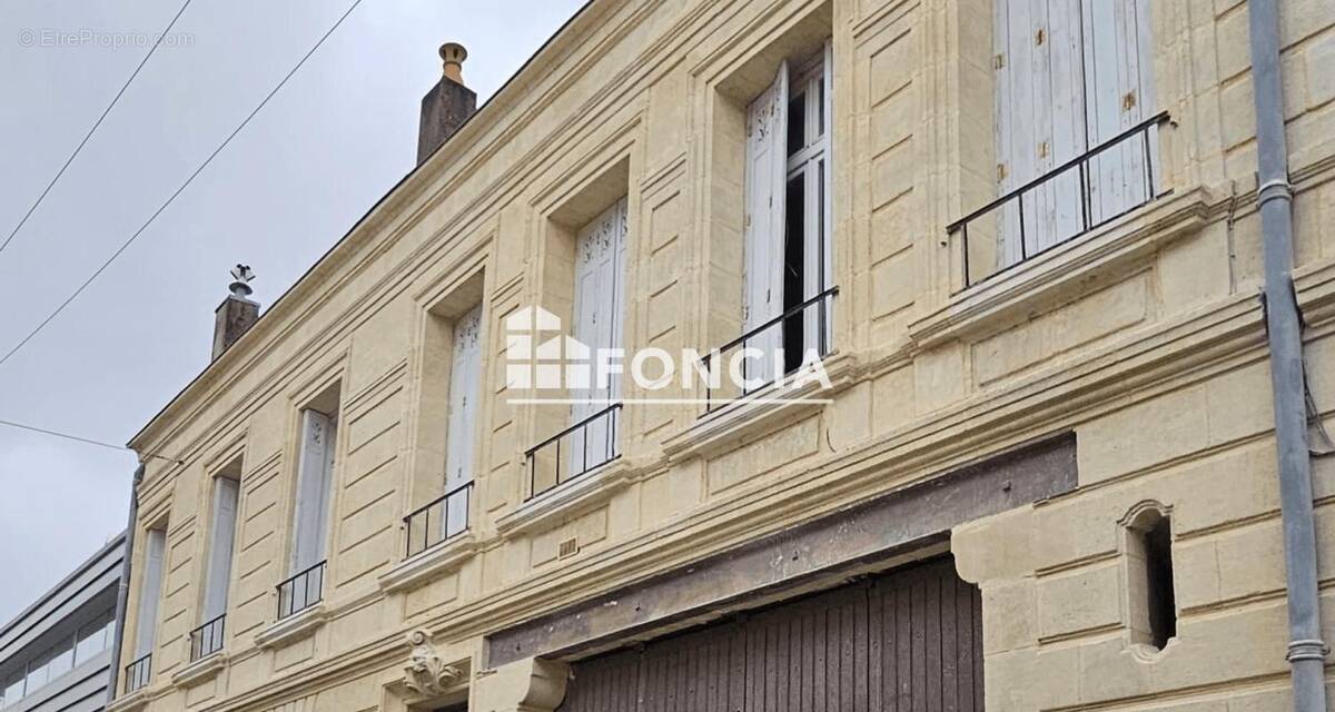Appartement à BORDEAUX